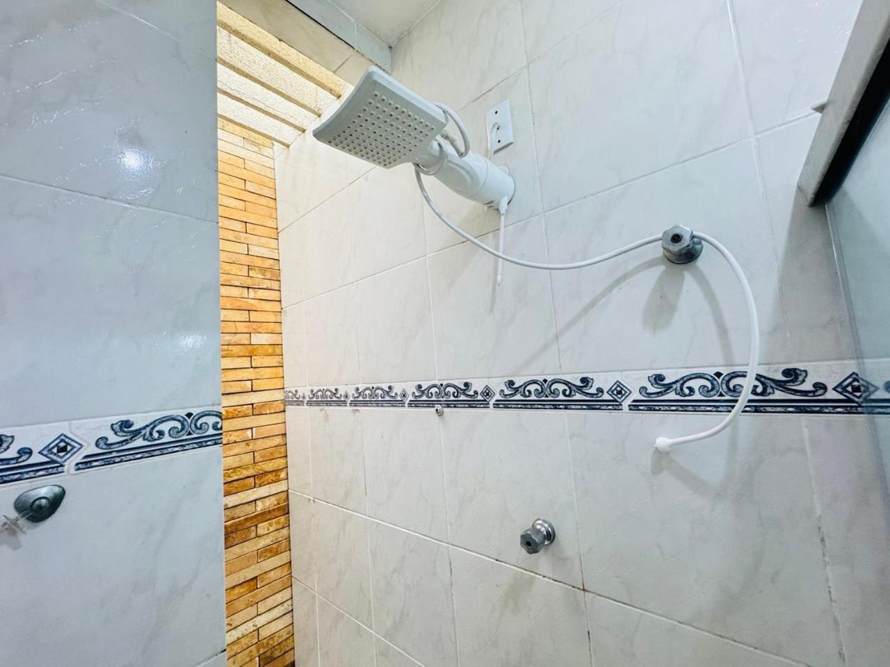 Ap Proximo Ao Arco Com Garagem Sobral